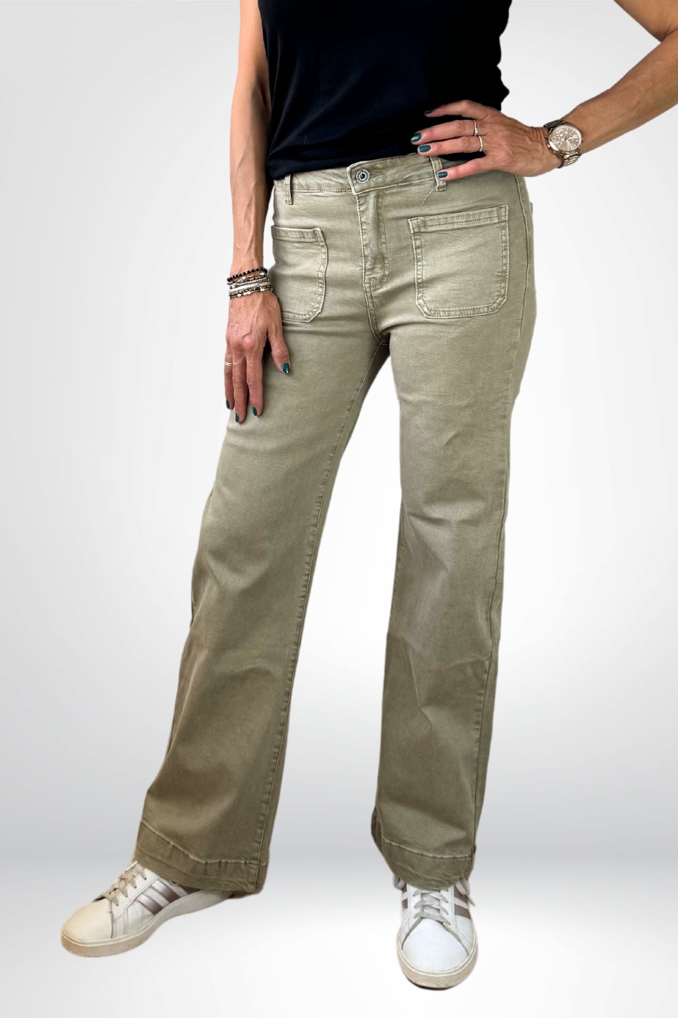 Stoere Sourí pants met flared pijpen